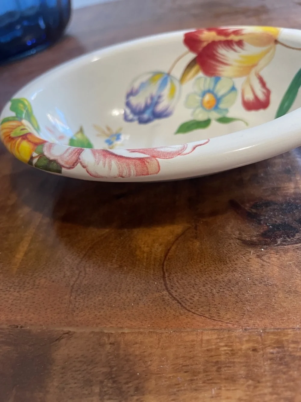 Mackenzie-Childs White Flower Market Enamel Soap Dish - Picture 7 of 7